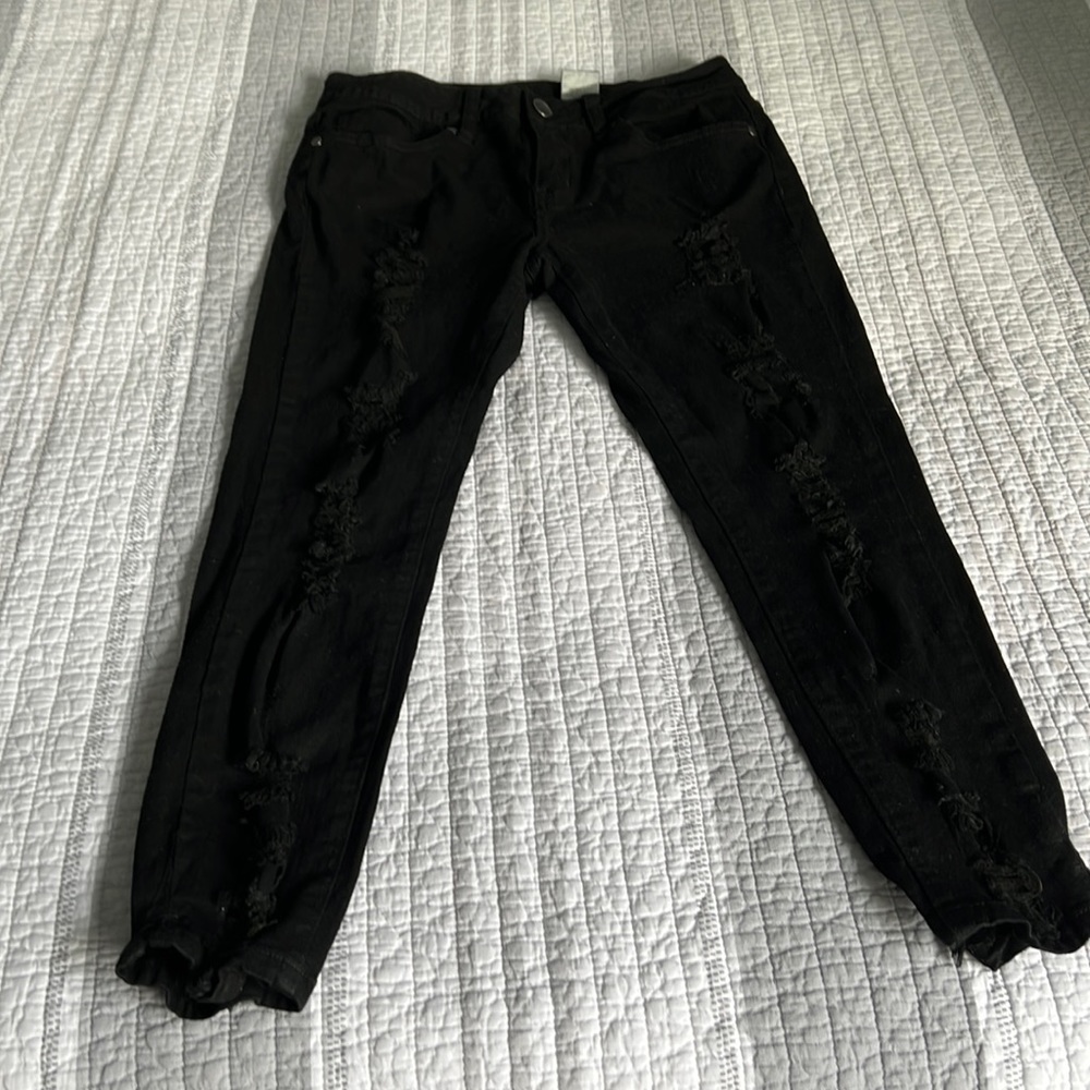 Vip Jeans V.I.P. Size 9/10 Black ripped